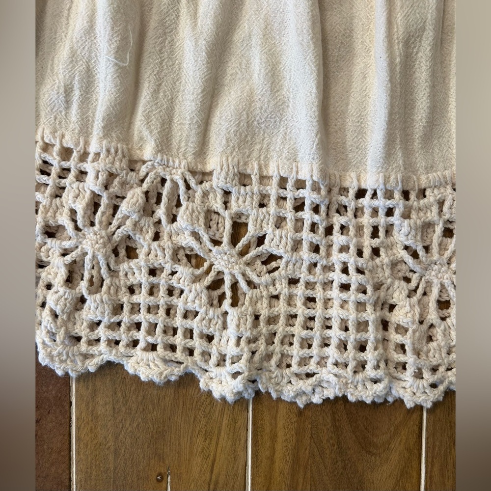Bohemian peasant Cream Crochet-Hem Midi skirt. - Picture 2 of 5